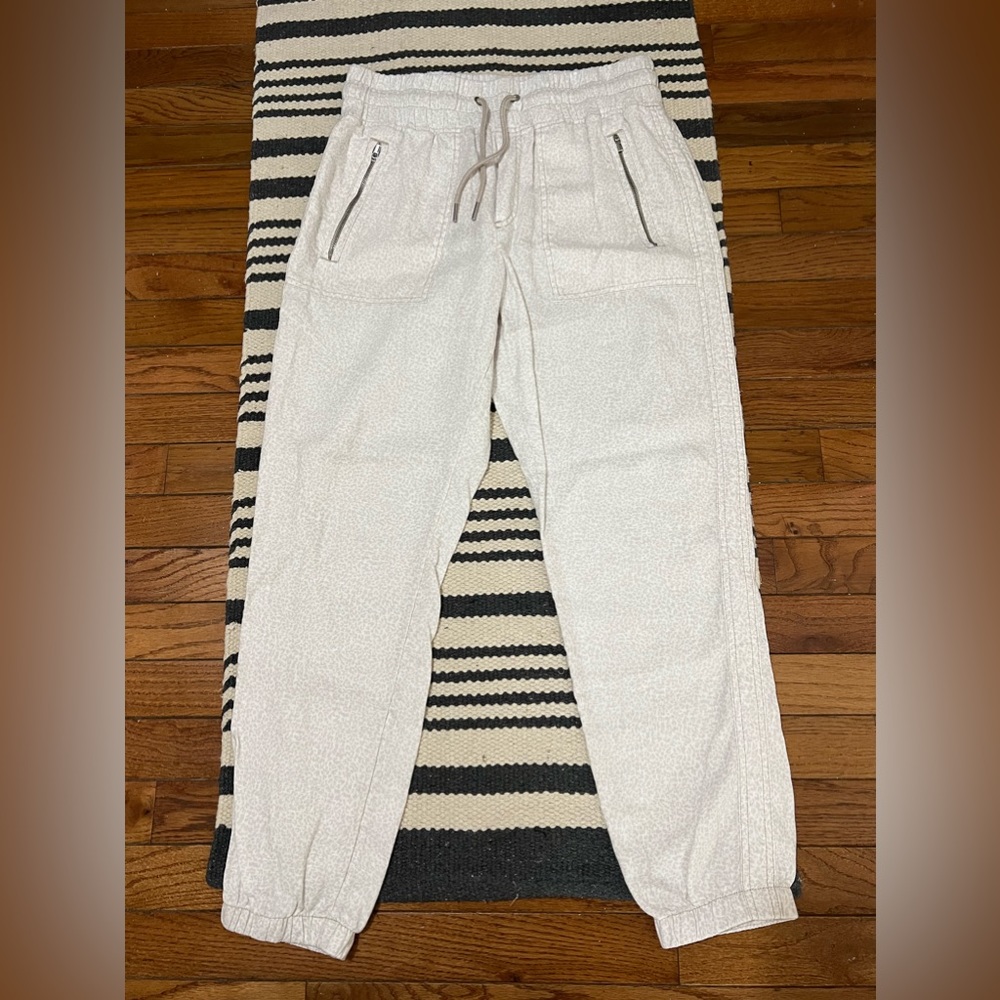 NWOT Athleta Linen Joggers